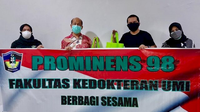 Prominens 98 FK UMI Kunjungi BBPK dan Beri Bantuan untuk Pasien Isoman