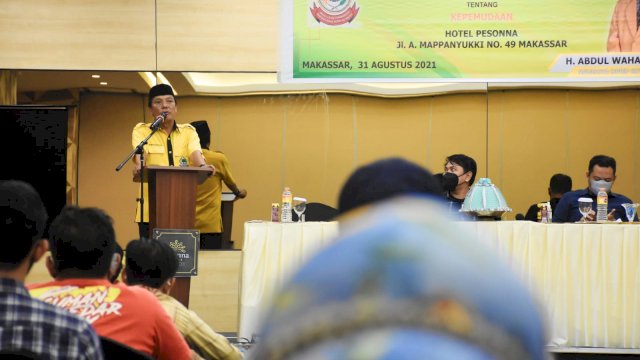 Ketua Komisi D DPRD Makassar, Abd Wahab Tahir sosialisasikan Perda Kepemudaan, di Hotel Pessona, Selasa (31/8/2021).