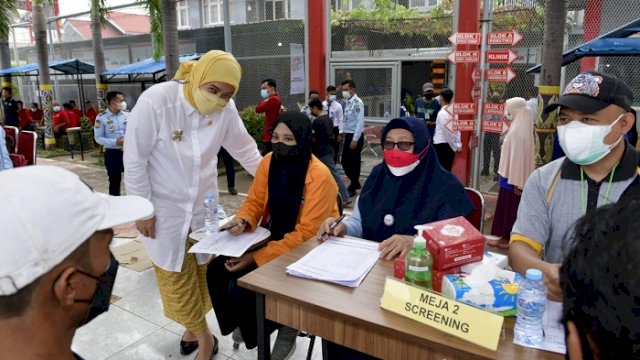 Hari Kedua Vaksinasi di Rutan Makassar, Aliyah Kunjungi Warga Binaan yang Baru Melahirkan