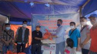 RSUD Haji Serahkan Bantuan untuk Korban Kebakaran di Jongaya