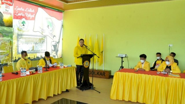 Orientasi Pengurus Golkar Pinrang, ADK Ungkap Kedekatannya dengan Usman Marham