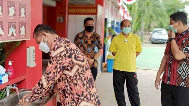 Kakanwil Kemenkumham Sulsel Kunjungi Lapas, Tinjau Penerapan Protokol Kesehatan