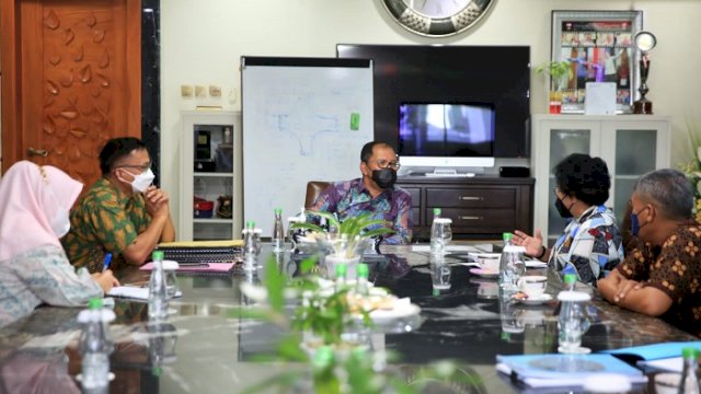 Danny dan Perwakilan USAID IUWASH PLUS Bahas Pengelolaan Air Limbah Domestik