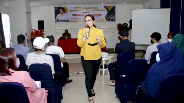Anggota DPRD Sulsel, Andi Debbie Purnama Rusdin melakukan Sosialisasi Penyebarluasan Perda Provinsi Sulsel No 3 Tahun 2018, Tentang Pembangunan Kepemudaan, Minggu (19/9/2021).