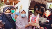 Gerak Cepat, Dokter Fadli Ananda Turunkan Baguna PDIP Sulsel Bawa Bantuan untuk Korban Banjir Bandang di Wajo