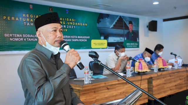 Anggota DPRD Makassar, Abd Wahid sosialisasikan Perda Kawasan Tanpa Rokok, di Hotel D'Maleo, Sabtu (25/9/2021).