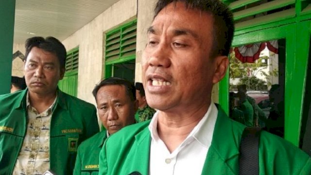Ketua DPC PPP Kota Makassar Busranuddin Baso Tika.
