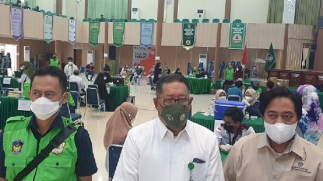 UMI Makassar Gelar Vaksinasi Massal Selama 2 Hari