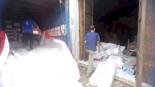 Banjir di Luwu, Plt Gubernur Minta Dinas Sosial Salurkan Bantuan Logistik