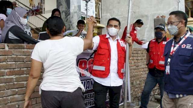Deng Ical Kunjungi Korban Kebakaran di Dua Lokasi, Harap Masyarakat Ikut Membantu