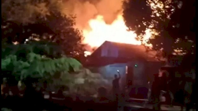 11 Rumah Terbakar di Veteran Utara Makassar