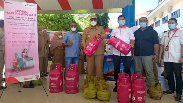 Pertamina Tukar Tabung LPG 3 Kg Milik ASN Maros dengan Bright Gas