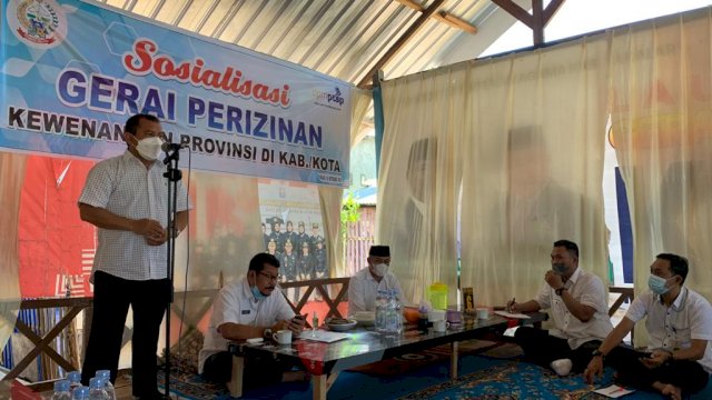 Dinas PMPTSP Sulsel Gelar Sosialisasi Gerai Perizinan Perikanan Kewenangan Provinsi di PPI Beba Takalar