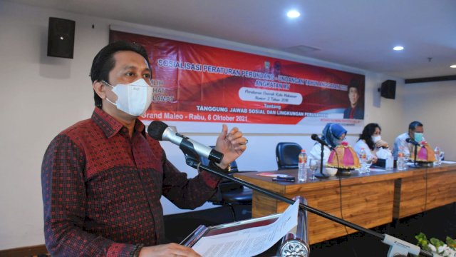 Anggota DPRD Makassar, Mesakh Raymond Rantepadang sosialisasikan Perda Tanggung Jawab Sosial dan Lingkungan Perusahaan (TSLP), di Hotel Grand Maleo, Rabu (6/10/2021).