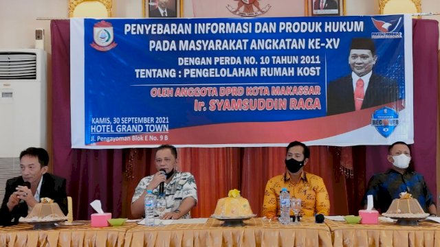 Anggota DPRD Makassar, Syamsuddin Raga sosialisasikan Perda Pengelolaan Rumah Kos, di Hotel Grand Town, Kamis (30/9/2021).