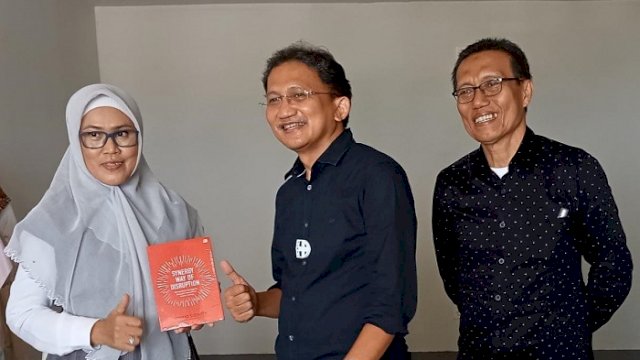 UIM Gelar Kuliah Umum, Mentor Startup Beri Motivasi Mahasiswa untuk Inovatif