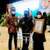 Menginspirasi! Pemuda Penyandang Disabilitas Asal Pinrang Raih Kalpataru 2021