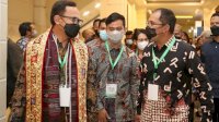 Bima Arya dan Gibran Puji Booth Makassar di Indo Smart City Forum