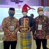 Rumah Hijau Denassa Antar Warga Gowa Raih Penghargaan Kalpataru