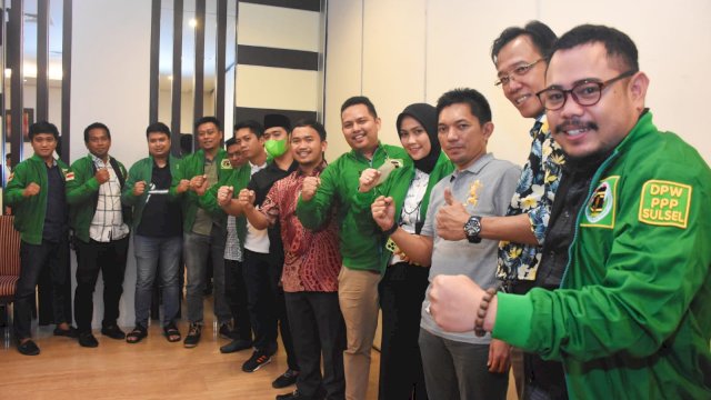 Ketua PPP Sulsel, Imam Fauzan usai mengkaderkan 7 politisi, di Hotel Claro Makassar, Rabu (10/11/2021).