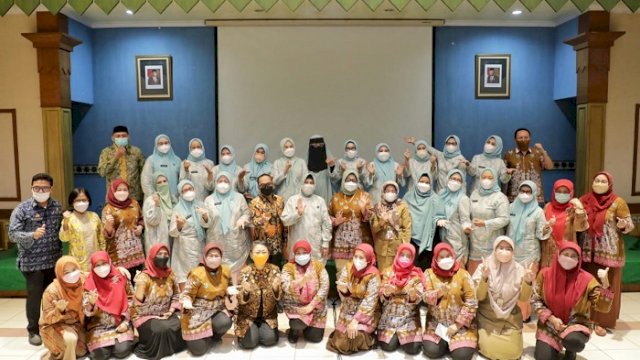 Study Tiru ke DKI Jakarta, Ketua TP PKK Makassar Apresiasi Aplikasi Carik Jakarta