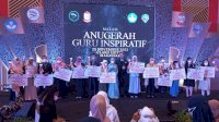Dewan Pendidikan Makassar Beri Penghargaan 10 Guru Berprestasi dan Berdedikasi