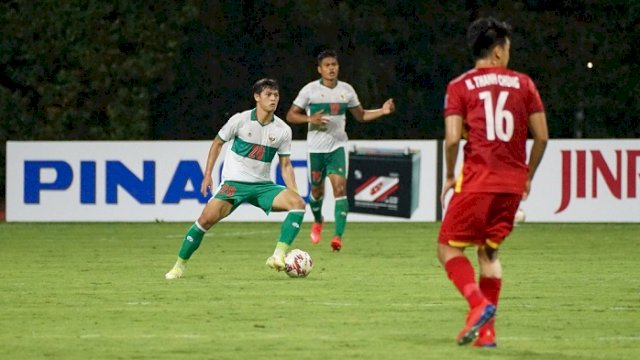 Bek Timnas Indonesia, Alfeandra Dewangga (PSSI)