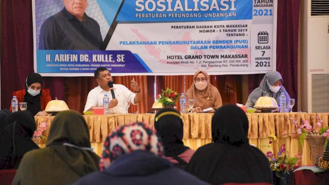 Legislator Demokrat Makassar, Arifin Dg Kulle sosialisasikan Perda Pelaksanaan Pengarusutamaan Gender dalam Pembangunan, di Grand Town, Jl Pengayoman, Selasa (7/12/2021).