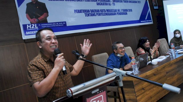 Anggota DPRD Makassar, Hasanuddin Leo sosialisasikan Perda Penyelenggaraan Pendidikan, di Hotel Maleo, Jumat (10/12/2021).