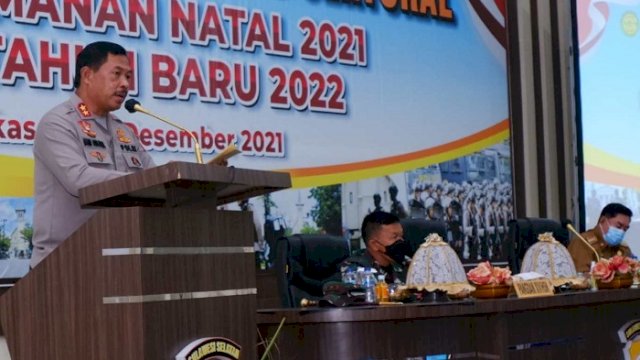 Kapolda Sulawesi Selatan Irjen Pol Nana Sudjana.