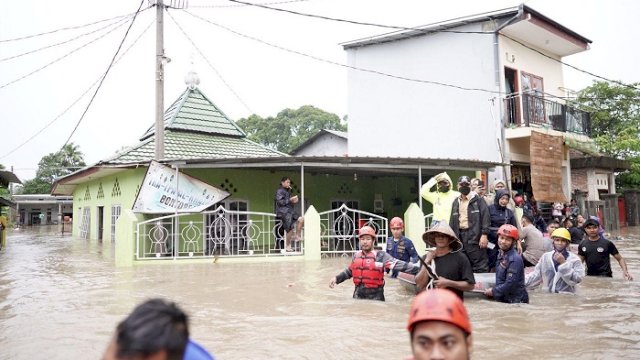 Banjir di Gowa, Pemkab Evakuasi Warga dan Dirikan Dapur Umum