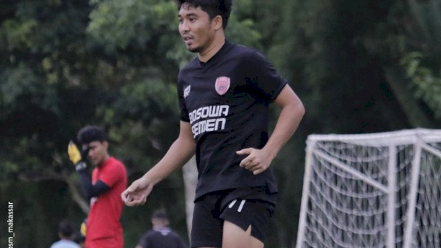 Para pemain PSM melakukan latihan untuk menghadapi laga terakhir di seri 3 Liga 1 melawan Persiraja. (twitter/@PSM_Makassar)