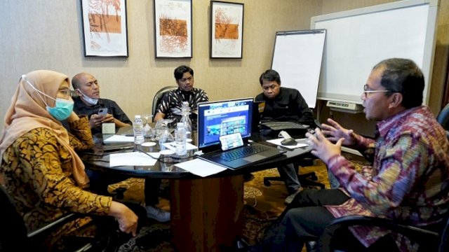 Walikota Makassar Moh. Ramdhan &ldquo;Danny&rdquo; Pomanto saat menjadi pembicara pada ASEAN City Leaders Dialogue 2022 secara virtual pada Senin (17/1/2022).