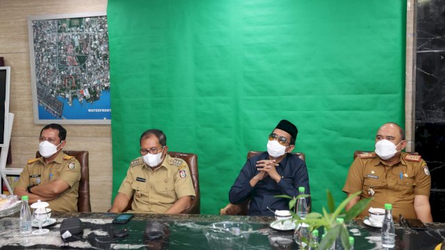 Wali Kota Makassar, Moh Ramdhan Pomanto mengikuti Rapat Kerja (Raker) bersama Menteri Dalam Negeri, Tito Karnavian secara virtual, Senin (24/1/2022). 