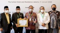 Danny Raih Baznas Award 2022 sebagai Walikota Pendukung Gerakan Zakat Indonesia