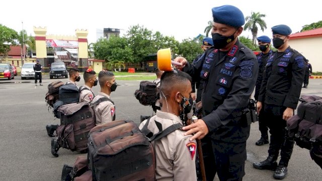 Pesan Dansat Brimob Polda Sulsel ke Personel Baru: Berlatih dan Berlatih untuk Indonesia
