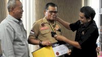 Terima Sertifikat dan Medali ASEAN Engineer dari PII, Ini Harapan Rektor UNM