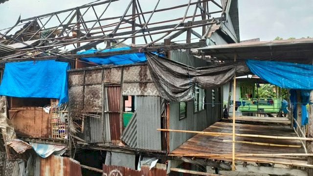 Puting Beliung Rusak Puluhan Rumah di Jeneponto