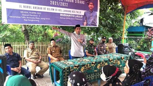 Ketua DPRD Makassar, Rudianto Lallo melaksanakan reses di Kelurahan Lakkang, Selasa (19/4/2022).