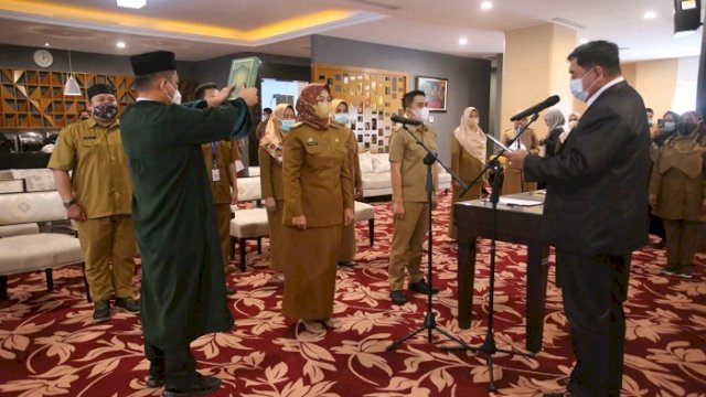 Sempat Tertunda Beberapa Kali, 12 Pejabat Fungsional Pemprov Sulsel Akhirnya Dilantik