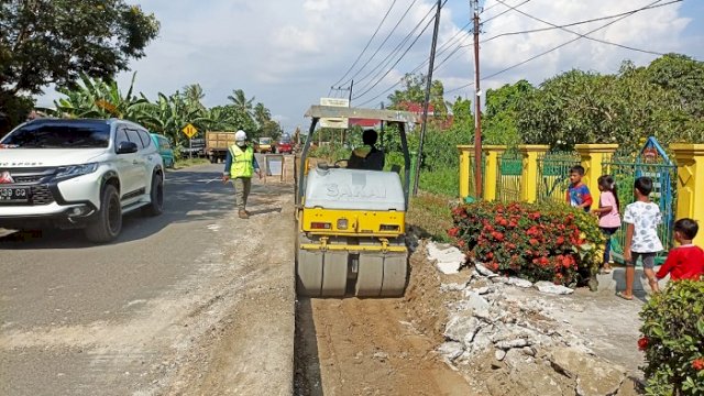 Ruas Pinrang-Rappang Mulai Dikerja, Akan Mempermudah Mobilitas Barang dan Jasa