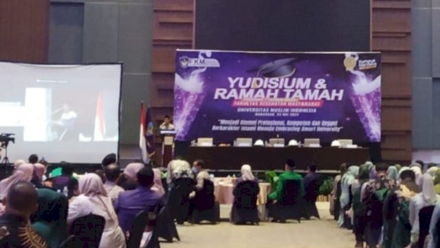 Dekan FKM UMI Optimis Alumni Mampu Bersaing di Dunia Kerja Baik Dalam Negeri maupun Luar Negeri