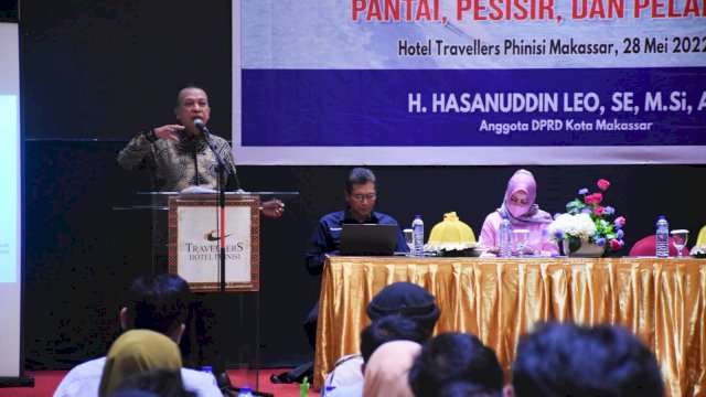 Anggota DPRD Makassar, Hasanuddin Leo sosialisasikan Perda Penataan Kawasan Pulau, Pantai, Pesisir dan Pelabuhan, di Travellers Hotel Phinisi Makassar, Sabtu (28/5/2022). 