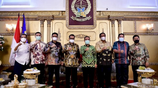 Menhub dan Gubernur Rakor Bahas Kereta Api, Target Beroperasi Mulai Oktober 2022