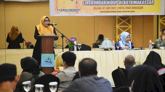 Anggota DPRD Makassar, Apiaty Amin Syam sosialisasikan Perda Perlindungan dan Pengelolaan Lingkungan Hidup, di Hotel Khas Makassar, Jl Mappanyukki, Selasa (7/6/2022).