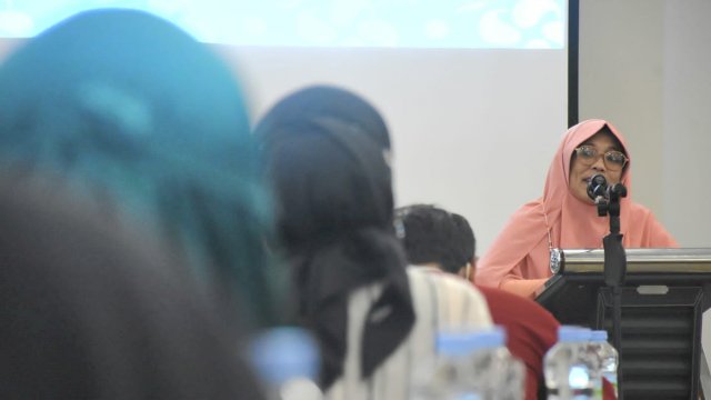 Anggota DPRD Makassar, Yeni Rahman sosialisasikan Perda Penyelenggaraan Pendidikan, di Hotel Golden Tulip, Jl Sultan Hasanuddin, Sabtu (18/6/2022).