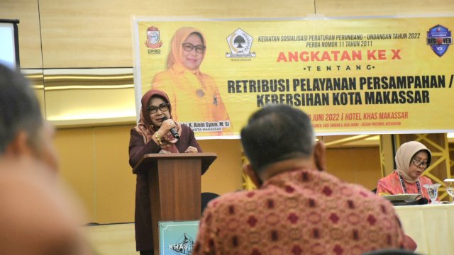 Anggota DPRD Makassar, Apiaty Amin Syam sosialisasikan Perda Retribusi Pelayanan Persampahan, di Hotel Khas Makassar, Jalan Andi Mappanyukki, Selasa (28/6/2022).