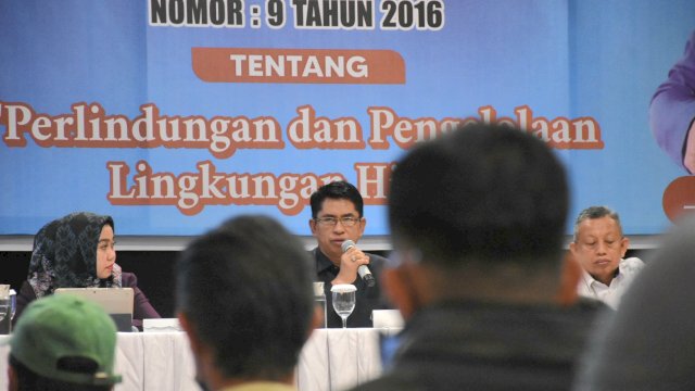 Anggota DPRD Makassar, M Yahya sosialisasikan Perda Perlindungan dan Pengelolaan Lingkungan Hidup, di Hotel Harper, Rabu (29/6/2022).