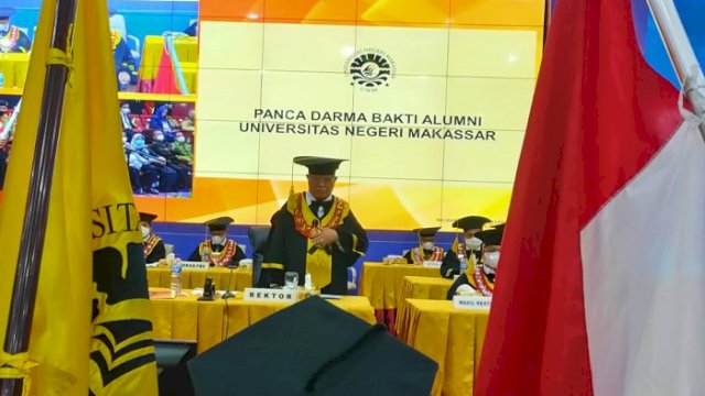 Dokumentasi: Universitas Negeri Makassar (UNM) kembali akan melakukan prosesi wisuda tahun akademik 2021/2022, yang akan digelar di pelataran, Menara Pinisi, UNM, Kamis besok, 30 Juni 2022. ()