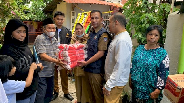 11 Rumah Terbakar di Maccini Makassar, Dinsos dan BPBD Sulsel Salurkan Bantuan Logistik